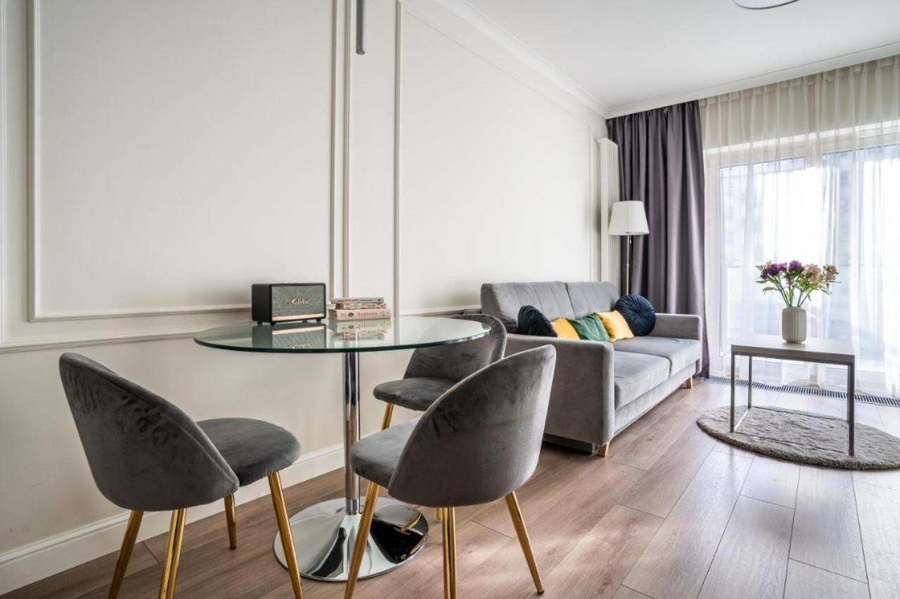 Apartament Urban Chic - Luxury - Mennica - 4 Bedrooms