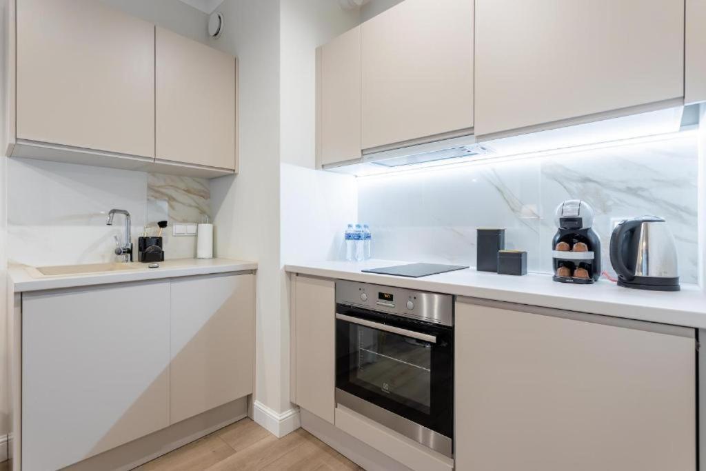 Apartament Urban Chic - Luxury - Mennica - 4 Bedrooms *
